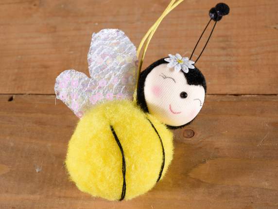 Cloth bee with daisy and sequin wings to hang