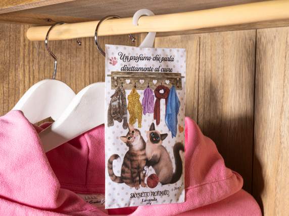 Pack of 3 20g wardrobe freshener sachets with hook