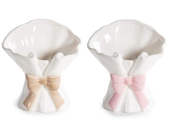 Porcelain bouquet vase with embossed bow