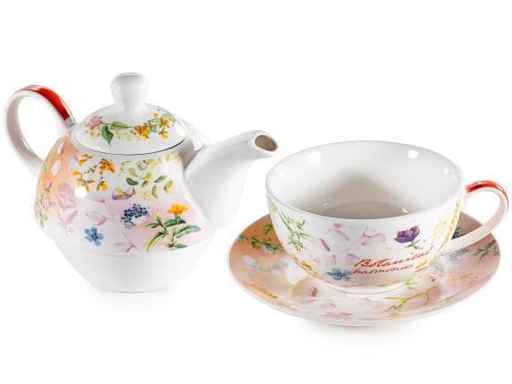 Porcelain cup and teapot set decorated with flowers
