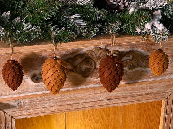 Set of 2 pine cones in cloth with string, to hang