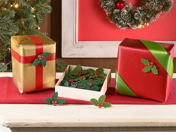 Display 36 holly decorations in cloth with double-sided tape