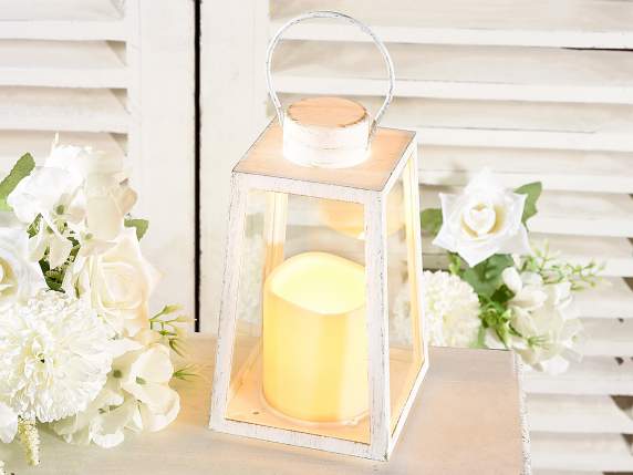 Electronic candle lantern with moving LED flame