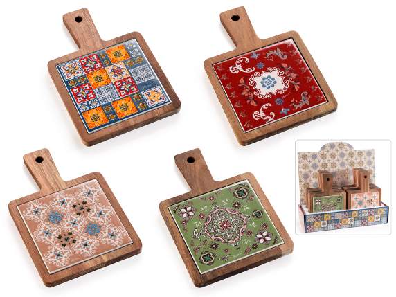 Food cutting board in acacia wood and majolica ceramic