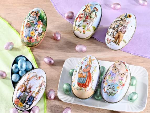 Openable metal egg with Easter print to place on a table