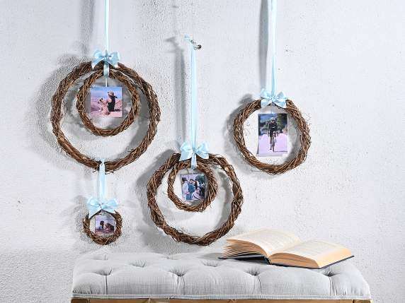 Set of 6 woven willow wreaths to hang