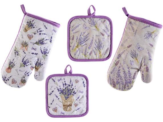 Lavender printed kitchen glove and pot holder set
