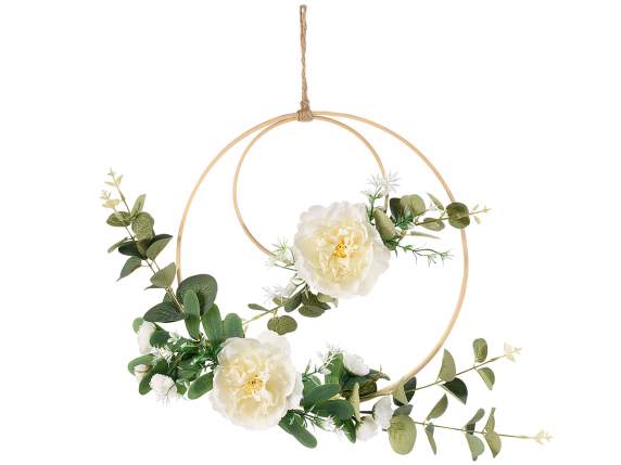 Wooden garland with roses and artificial leaves to hang