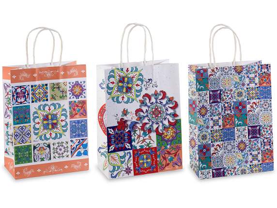 Medium paper bag-envelope with majolica print handles