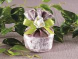 Elegant velvet wedding favors