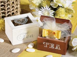 Tea box favor, warmth and sharing
