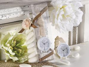 Wedding favor with fashion accessories, a chic and