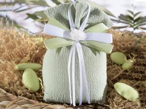 froissé, elegance and sugared almonds bag