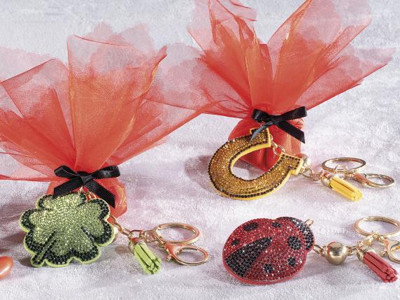Porte-clés de fête en gros avec trèfle porte-bonheur pour remise de d