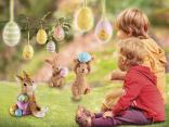 Gli addobbi per la vetrina di Pasqua