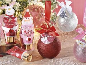 Cadeau boule de Noël : surprises parfumées
