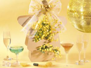 Confezione floreale per la festa della donna