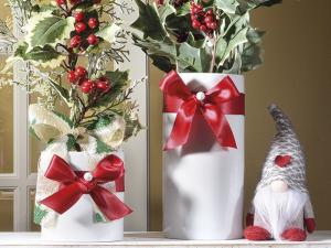 Décorations de Noël 2021 : vases et brindilles art