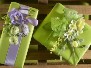 Easter paper and accessories packages