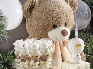 Gâteau confettis pour enfants pour naissances et b