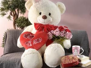 Giant Valentine's Day teddy bears