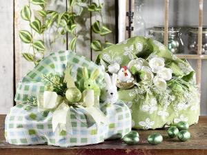 Green themed Easter packages