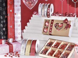 Nastri e accessori confezione cuore