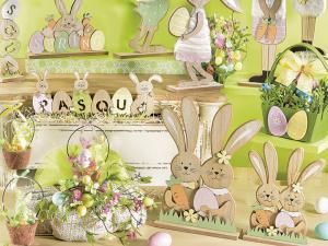 Pasqua e decori in legno