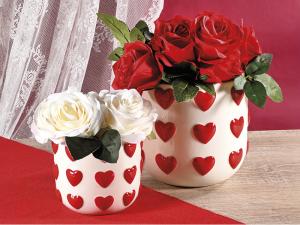Vasi cuori rilievo fiori