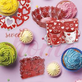 Saint Valentin, des bonbons sur la table