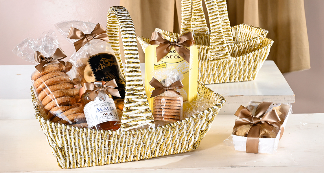 Ideas para empaquetar y presentar cestas de regalo