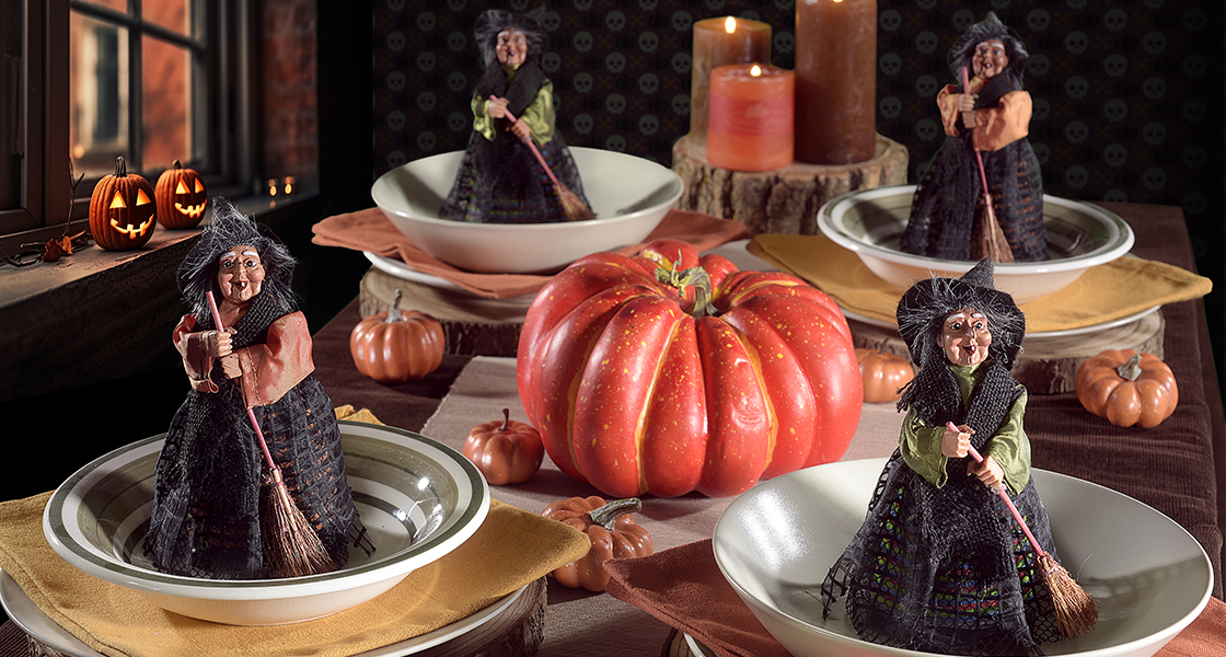 How to decorate the Halloween table
