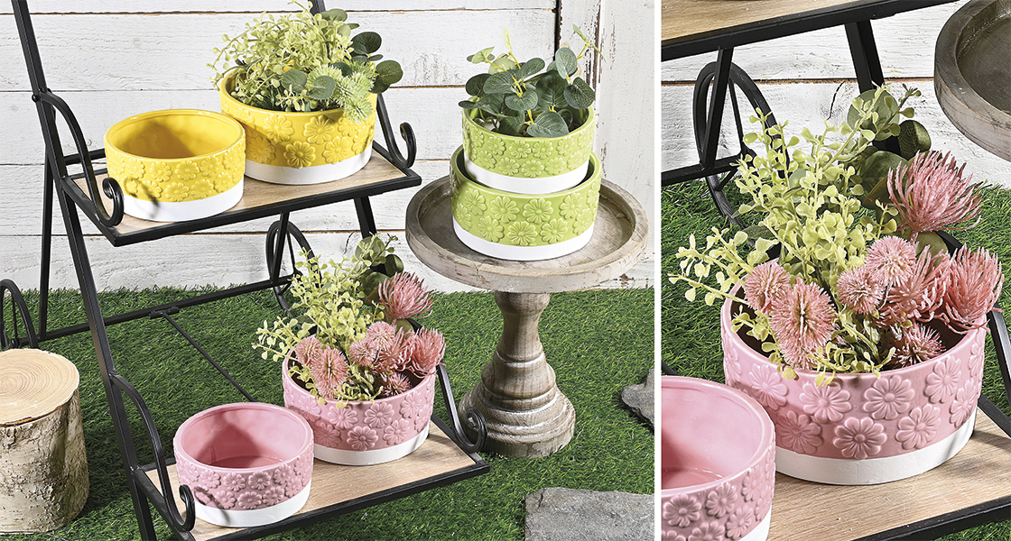 Decorate garden corners