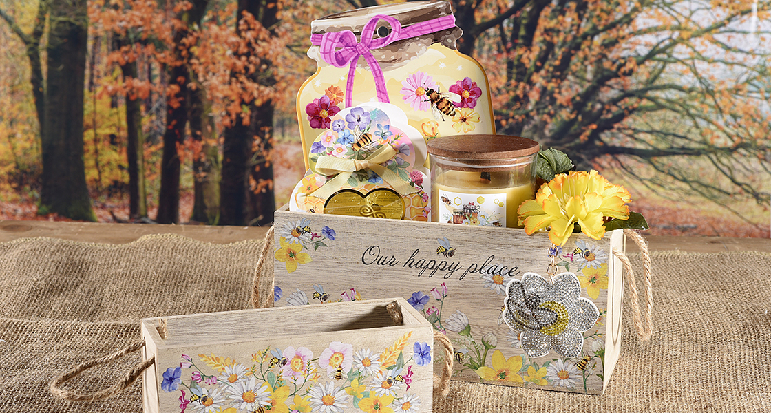 Discover a wholesale of honey-themed gift items