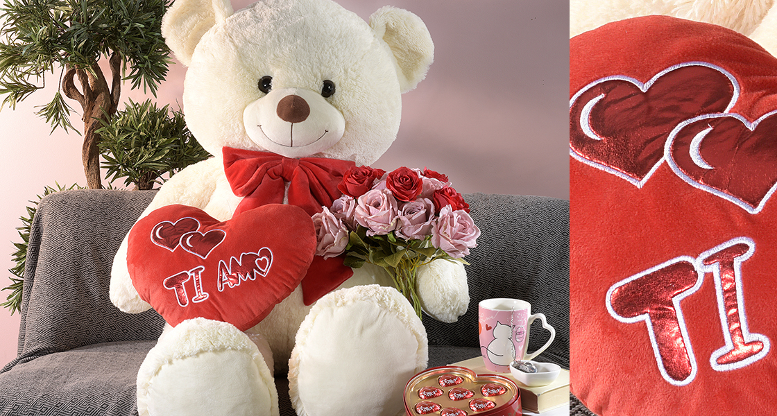 Giant Valentine's Day teddy bears
